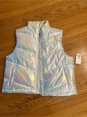 Xersion Holographic Iridescent Puffer Vest - White with Pastel Sheen